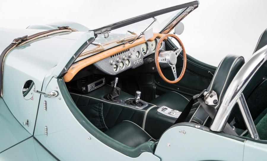 Интерьер Morgan Aero 8 2001 года  (UK) (фото 18 из 32)